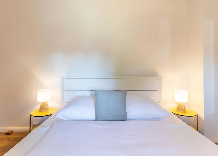 Reethus Schobuell Semesterbostad