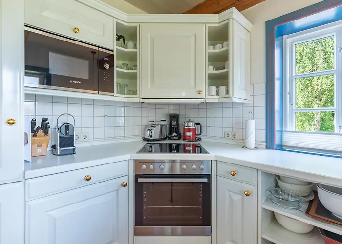 Reethus Schobuell * Husum (Schleswig-Holstein)